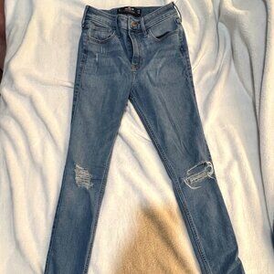Hollister Medium Wash High Rise Super Skinny Jeans - Size 1R (W:25 x L:29)